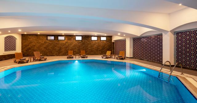 Selectum-Family-Resort-Belek-2025-INDOR-POOL-01