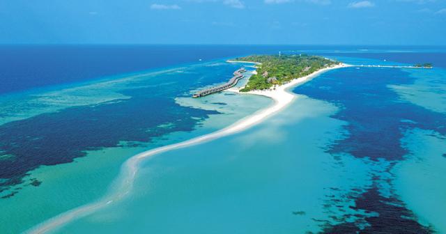 Kuredu-Resort-and-Spa-OVERVIEW