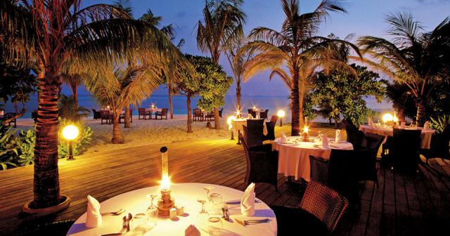 Kuredu-Resort-and-Spa-RESTAURANT-02