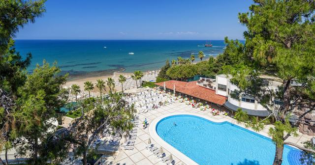Melas-Holiday-Village-POOL-03