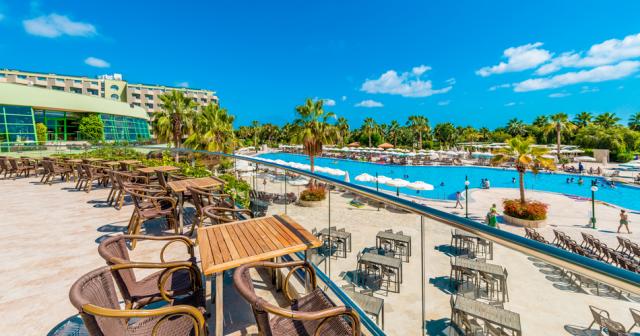 Vonresort-golden-coast-TERRACE