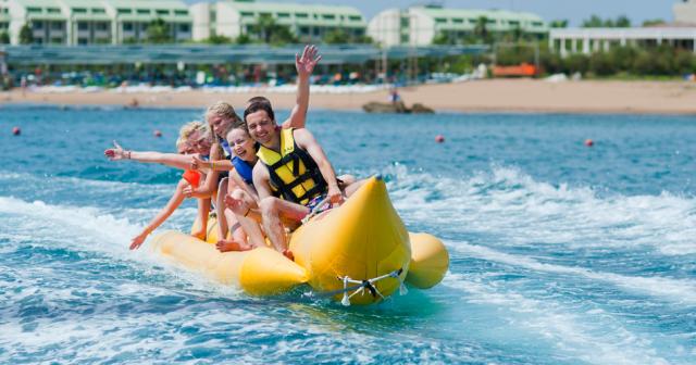 Vonresort-golden-coast-WATER-GAMES