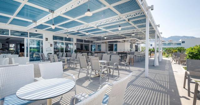 Tropical-Sol-2025-POOL-BAR-02