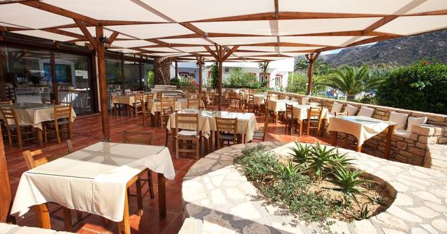 Elea-Terra-RESTAURANT-TERRACE