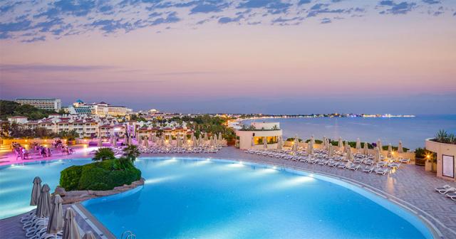 Melas-Resort-2023-POOL-01