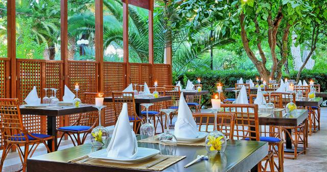 Apollonia-Beach-Resort-and-Spa-RESTAURANT-OUTDOOR-02