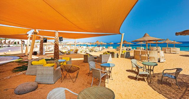 Old-Palace-Resort-BEACH-BAR-2023