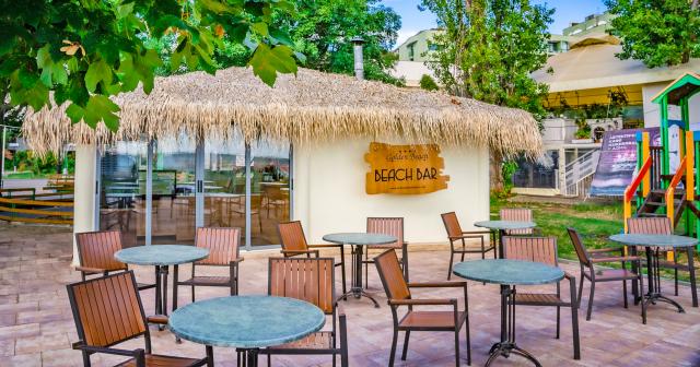 Park-Hotel-Golden-Beach-2025-BEACH-BAR