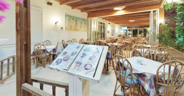 Marirena-2025-RESTAURANT-02