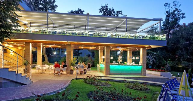 Kristal-SNACK-TERRACE-2024