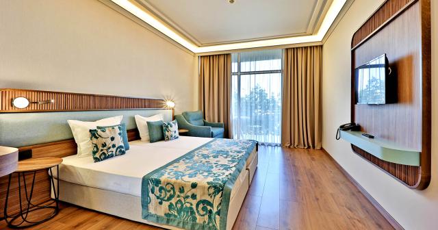 Kristal-DELUXE-ROOM-2024