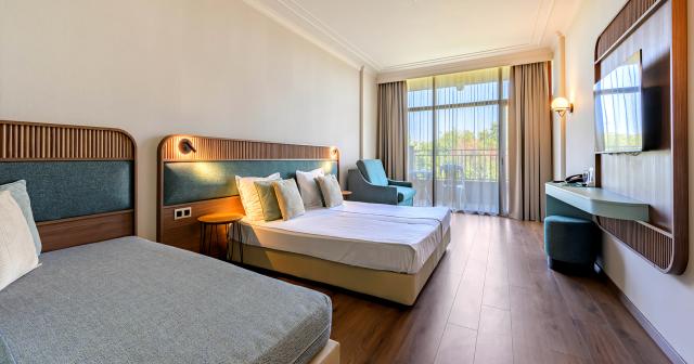 Kristal-FAMILY-DELUXE-ROOM-2024-01