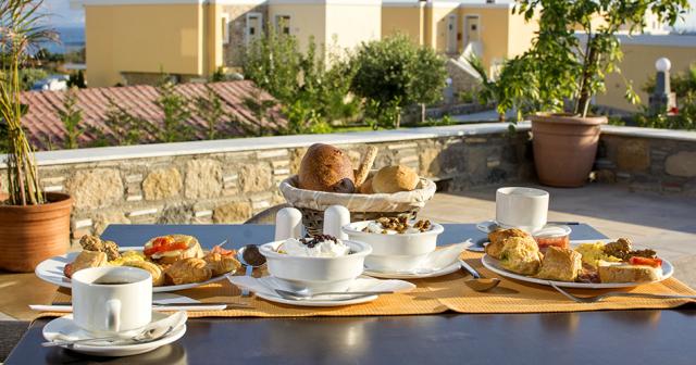 Kouros-Palace-BREAKFEST
