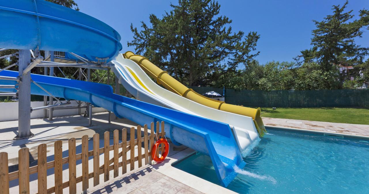 Evi-WATERSLIDES-2025-04