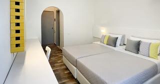 Evi Hotel