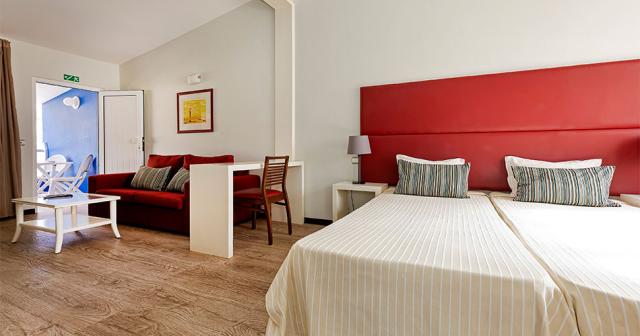 Murdeira-Village-Resort-ROOM-02_1