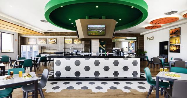 Riu-Palace-Santa-Marina-SPORTS-BAR