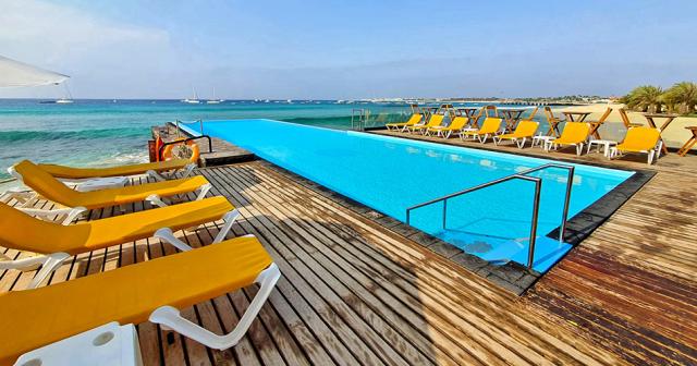 Odjo-DAgua-INFINITY-POOL-01