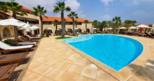 Morabeza-POOL-01
