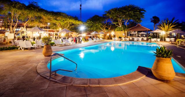 Morabeza-NIGHT-POOL