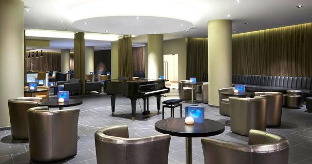 Melia-Dunas-PIANO-BAR