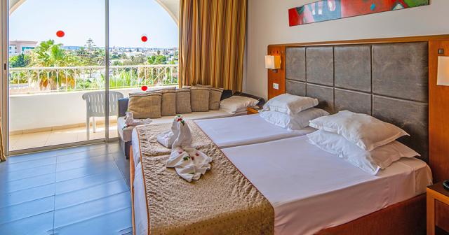 Khayam-Garden-Beach-ROOM