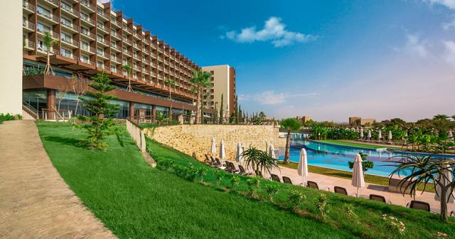 Concorde-Luxury-Resort-BUILDING-02