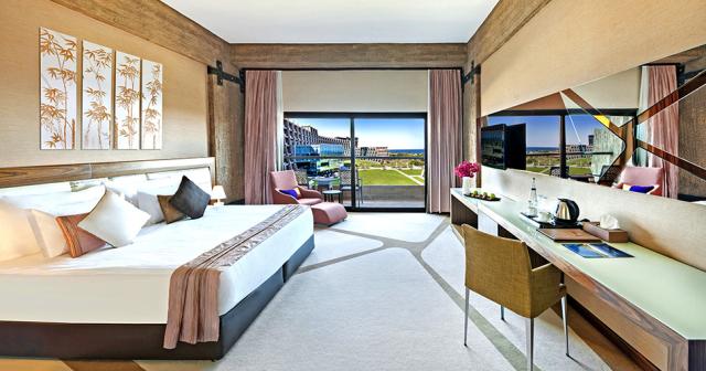 Noahs-Ark-Deluxe-Hotel-and-Spa-DELUXE-ROOM-2022
