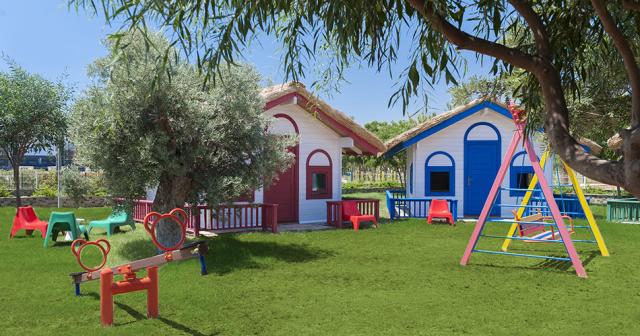 Noahs-Ark-Deluxe-Hotel-and-Spa-KIDS-CLUB-02