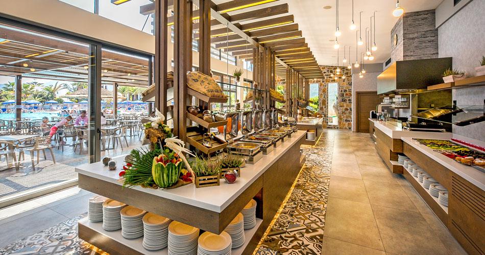 Nana-Golden-Beach-RESTAURANT-1