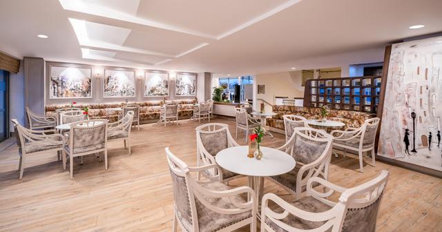 Concorde-De-Luxe-2024-LOBBY-LOUNGE-01