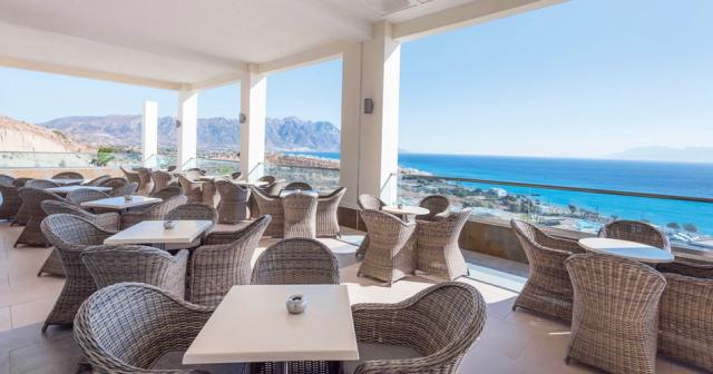 Grand-Blue-Beach-ALASARNA-BAR