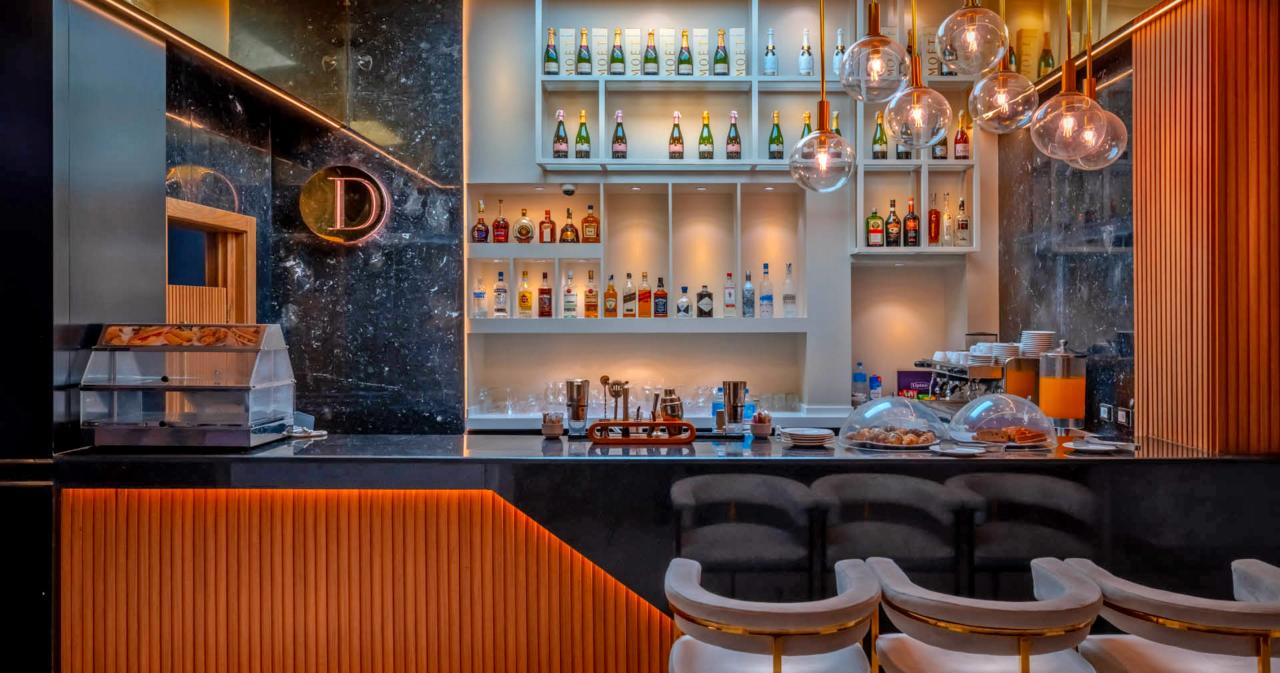 Domina-Coral-Bay-LOBBY-BAR-2025