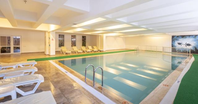 Viking-Garden-INDOOR-POOL-2025