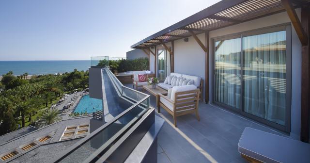 Miramare-Beach-DELUXE-TERRACE-WITH-JACUZZI-ROOM-2024-02