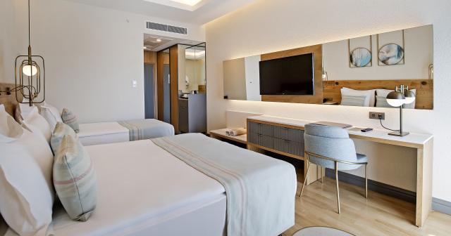 Miramare-Beach-SUPERIOR-ROOM-SEAVIEW-2024