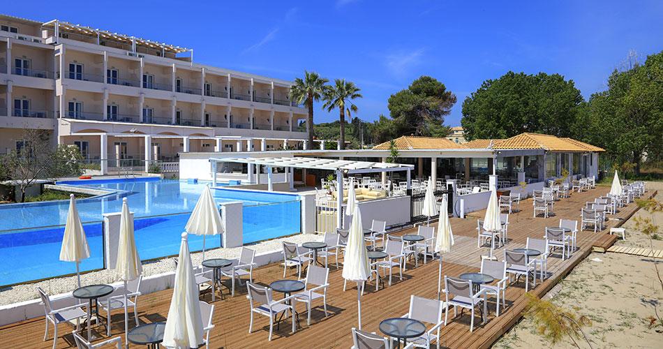 Cavomarina Beach Hotel