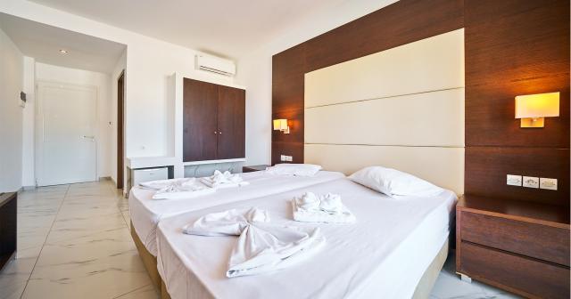 Giakalis-Aqua-Park-Resort-ROOM-2024-01