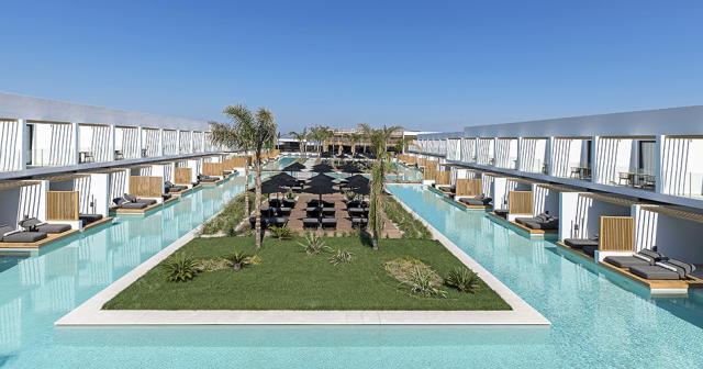 Dandrea-Lagoon-All-Suites-MAIN