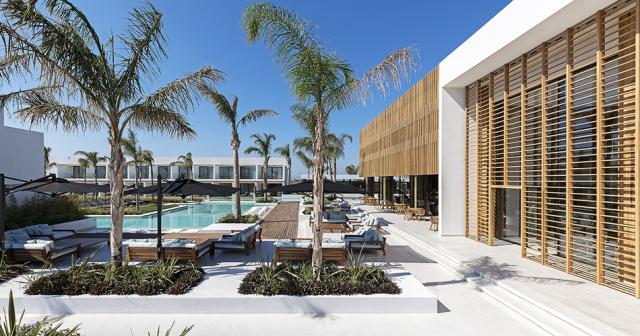 Dandrea-Lagoon-All-Suites-OVERVIEW
