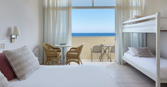 Atlantica-Princess-ROOM-2025-02