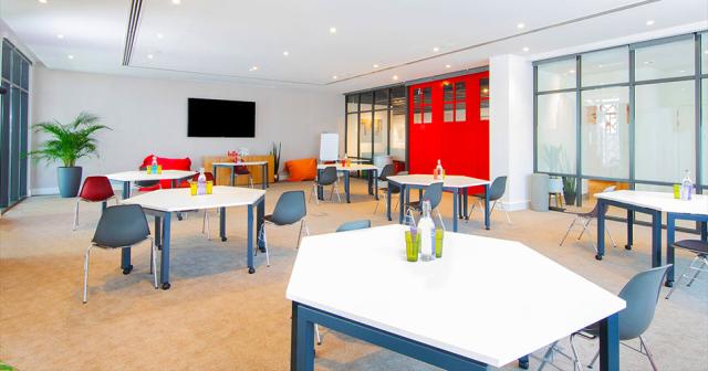 Rove-Dubai-Marina-EVENT-ROOM
