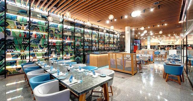 Crowne-Plaza-Salalah-RESTAURANT