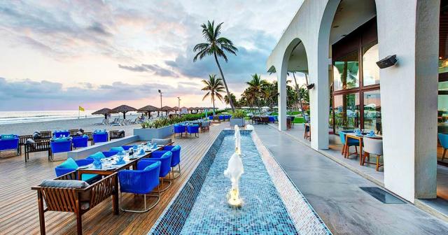 Crowne-Plaza-Salalah-TERRACE-02