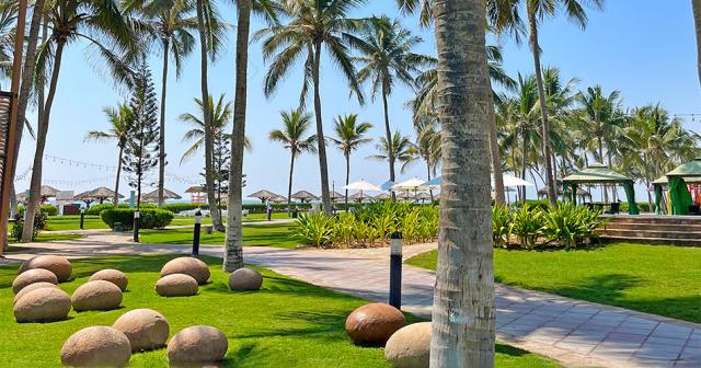 Crowne-Plaza-Salalah-GARDEN-02-2022