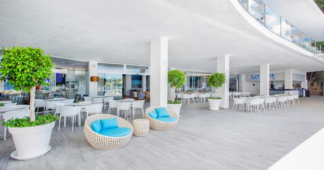 Bahia-Principe-Coral-Playa-BAR-2