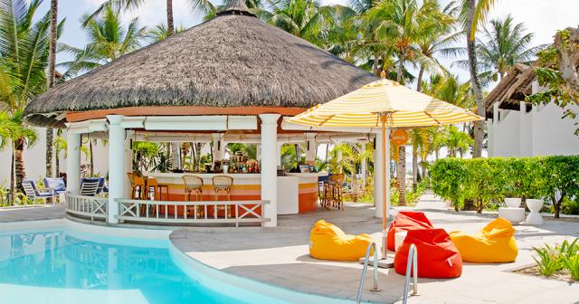 Veranda-Palmar-Beach-2024-POOL-BAR