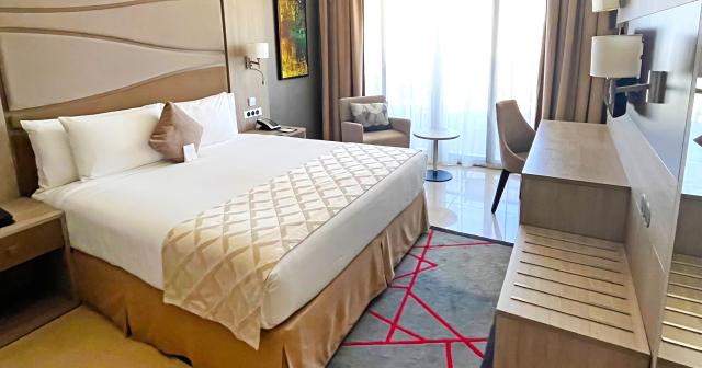 -Two-Seasons-and-Apartments-2025-ROOM-01