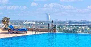 Two Seasons Hotel & Apartments
