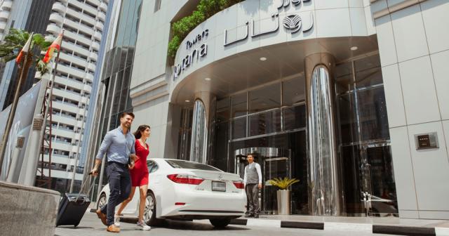 Towers-Rotana-HOTEL-ENTRANCE